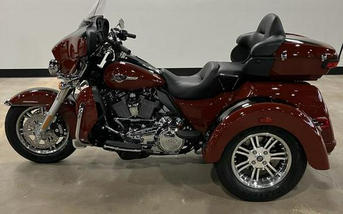 2024 Harley-Davidson® FLHTCUTG - Tri Glide® Ultra