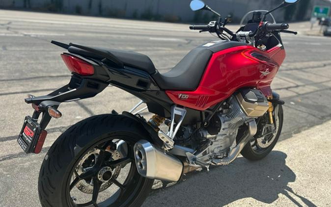 2025 Moto Guzzi V100 MANDELO WIND TUNNEL