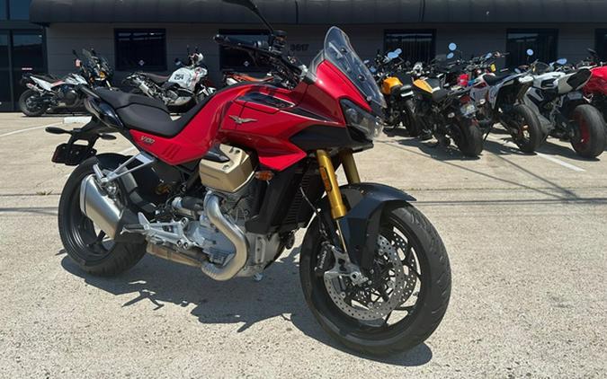 2025 Moto Guzzi V100 MANDELO WIND TUNNEL