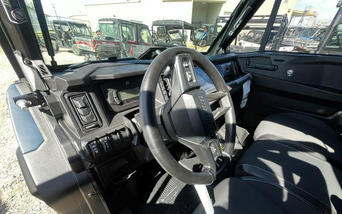 2026 Can-Am Defender MAX Limited HD11