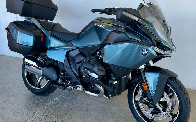 2026 BMW R1300RT