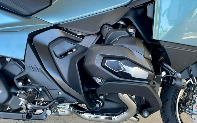 2026 BMW R1300RT