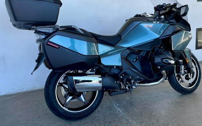 2026 BMW R1300RT