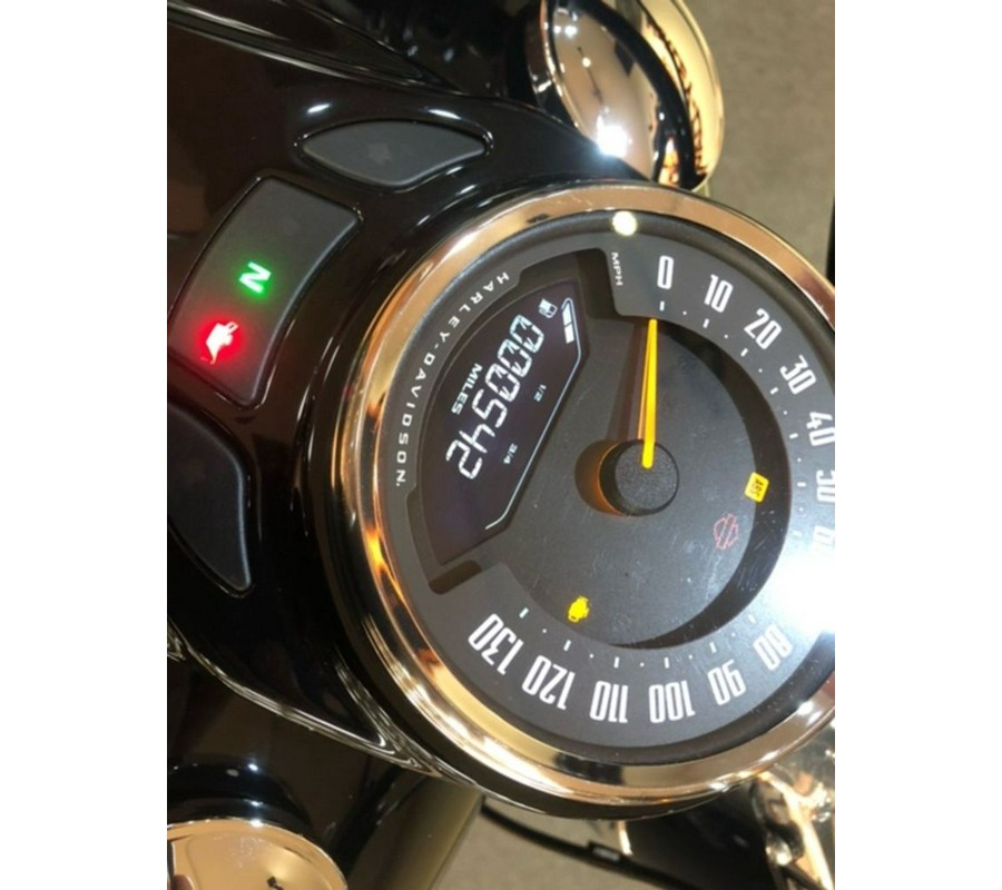 2020 Harley-Davidson Softail® Slim®