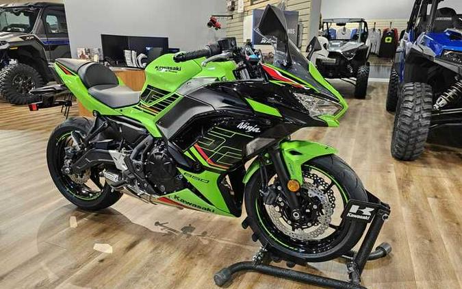 2024 Kawasaki Ninja® 650 KRT EDITION ABS