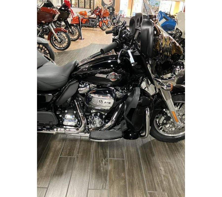 2024 Harley-Davidson® FLHTCUTG - Tri Glide® Ultra