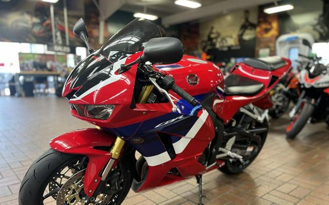 2021 Honda CBR600RR First Look Preview