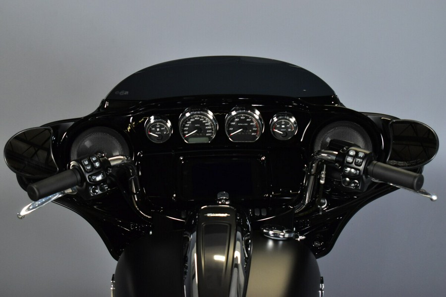 2022 Harley-Davidson Street Glide Special