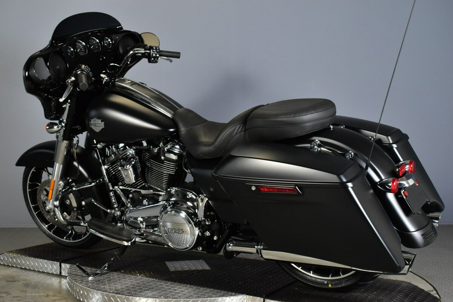 2022 Harley-Davidson Street Glide Special