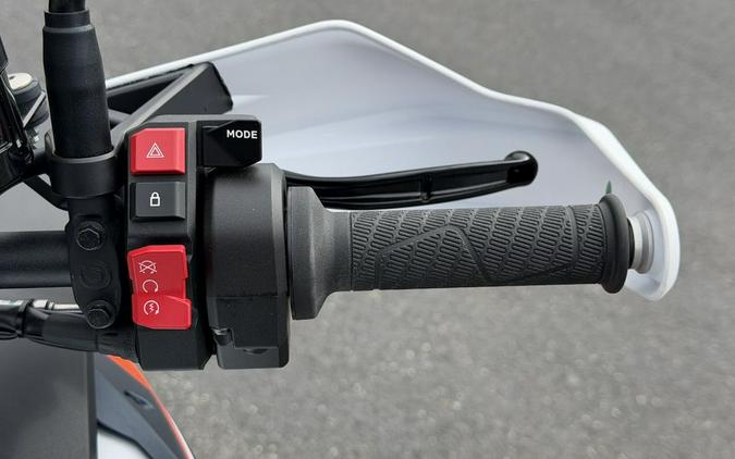 2026 KTM 1390 Super Adventure R