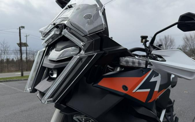 2026 KTM 1390 Super Adventure R