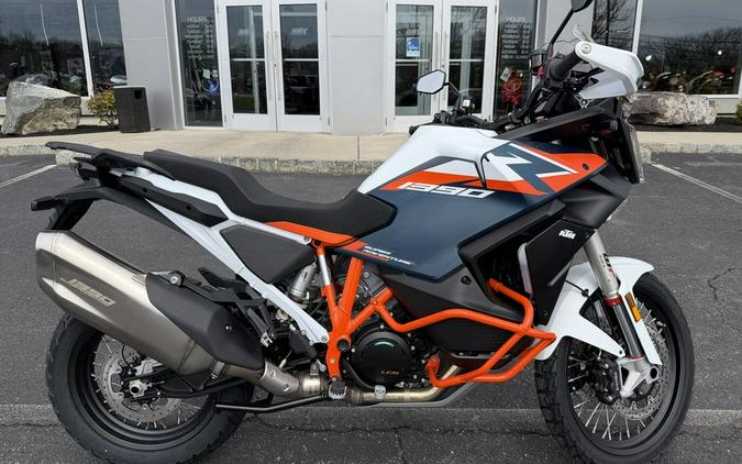 2026 KTM 1390 Super Adventure R