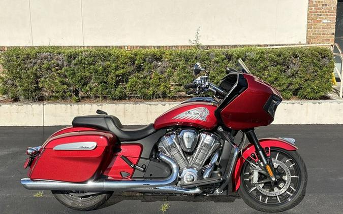 2025 Indian Challenger Limited Sunset Red Metallic