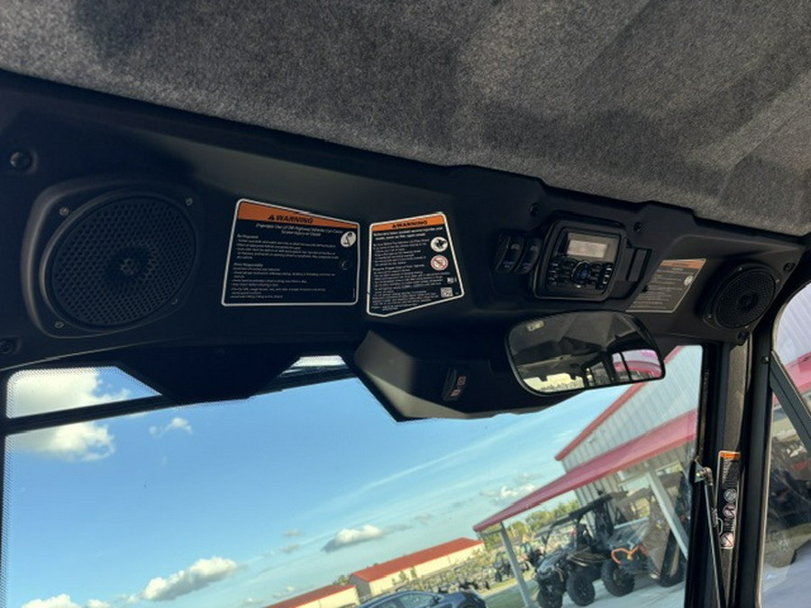 2025 Can-Am Defender MAX Limited HD10