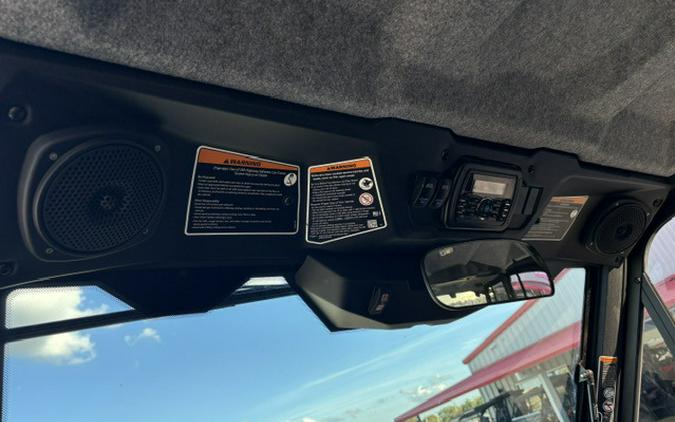 2025 Can-Am Defender MAX Limited HD10