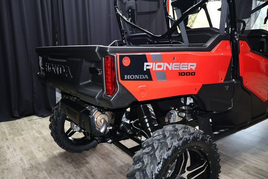 2023 Honda Pioneer 1000-6 Deluxe Crew Deluxe Crew