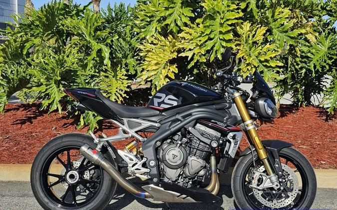 2022 Triumph Speed Triple 1200 RS Sapphire Black 1200 RS