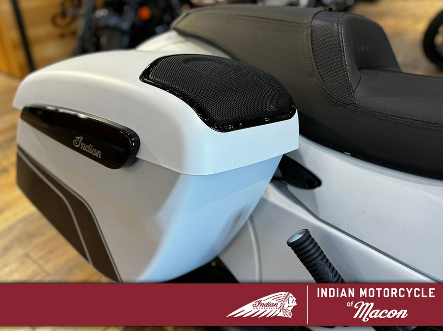 2024 Indian Motorcycle® Chieftain® Dark Horse®