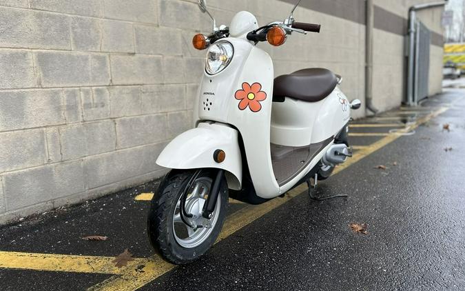 2009 Honda® Metropolitan