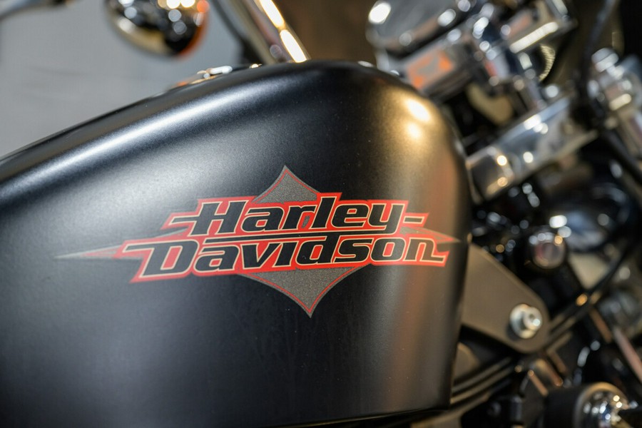 2012 Harley-Davidson Sportster Seventy-Two XL 1200V