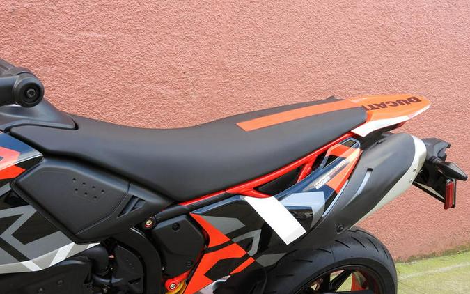 2025 Ducati Hypermotard 698 Mono RVE Graffiti