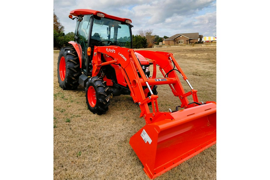 2025 Kubota M5 Series M5 Series M5-091HDC12-1 4WD CAB