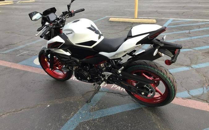 2026 Kawasaki Z500 SE ABS