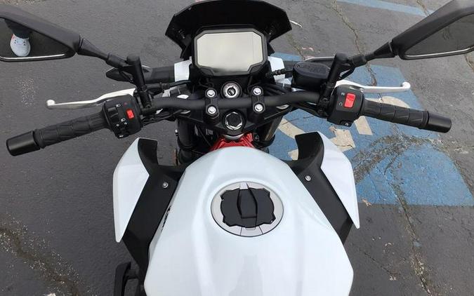 2026 Kawasaki Z500 SE ABS