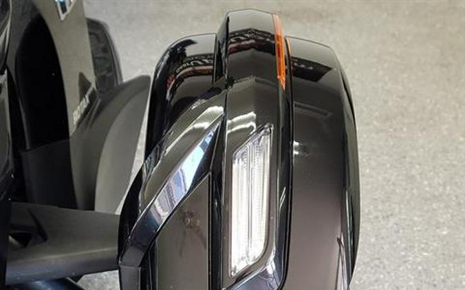 2016 Can-Am Spyder RT Limited