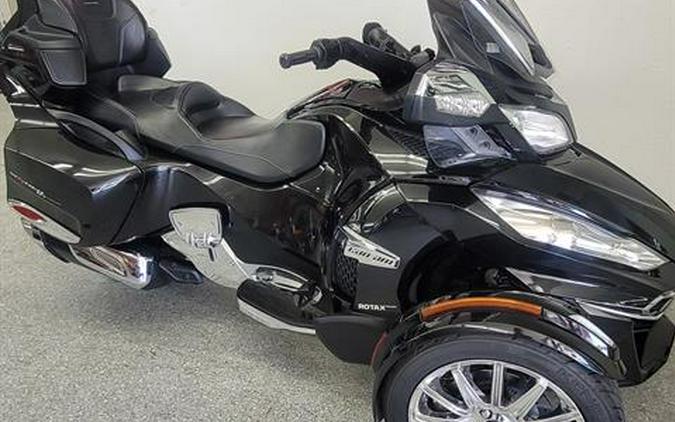 2016 Can-Am Spyder RT Limited