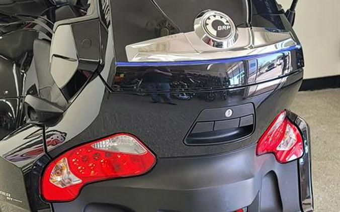 2016 Can-Am Spyder RT Limited