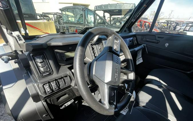 2026 Can-Am Defender MAX Limited HD11