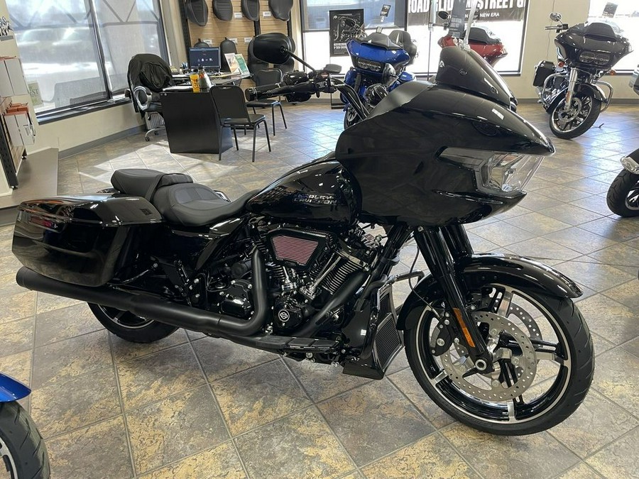 2024 Harley-Davidson® FLTRX - Road Glide®