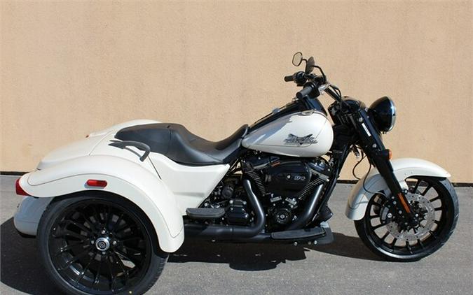 Harley-Davidson Freewheeler 2023 FLRT 84373538 WHITE SAND PRL