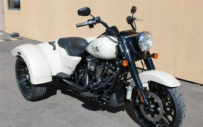 Harley-Davidson Freewheeler 2023 FLRT 84373538 WHITE SAND PRL