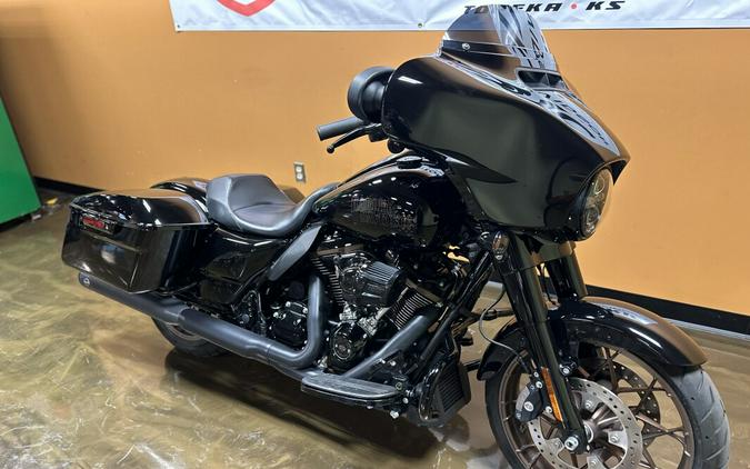 FLHXST 2022 Street Glide® ST