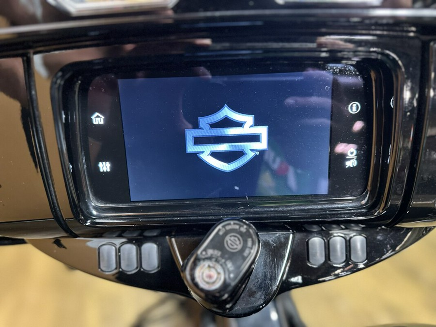 FLHXST 2022 Street Glide® ST