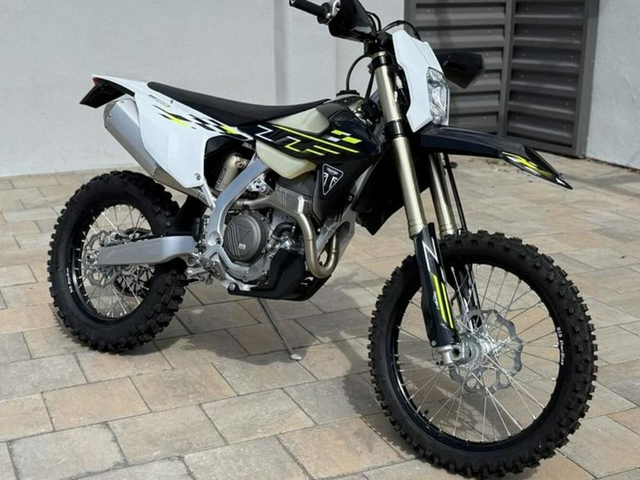 2026 Triumph TF 250-E Jet BlackPure White
