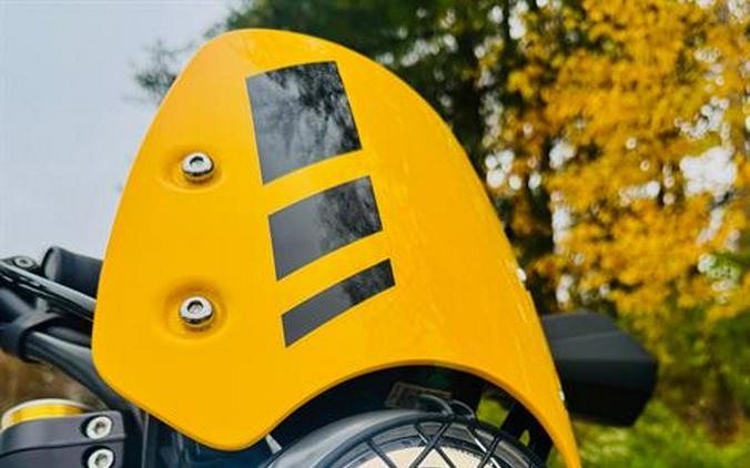 2026 Triumph Scrambler 400 XC