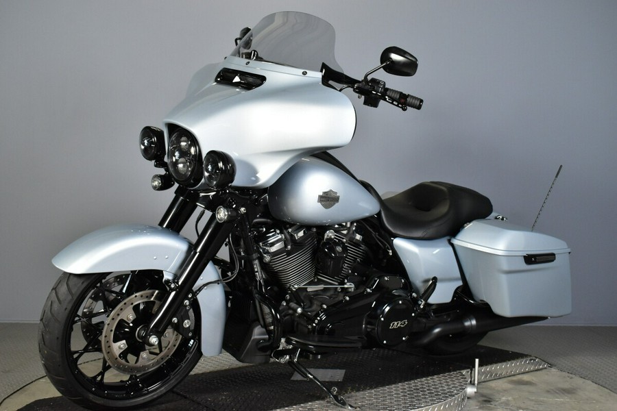 2023 Harley-Davidson Street Glide Special