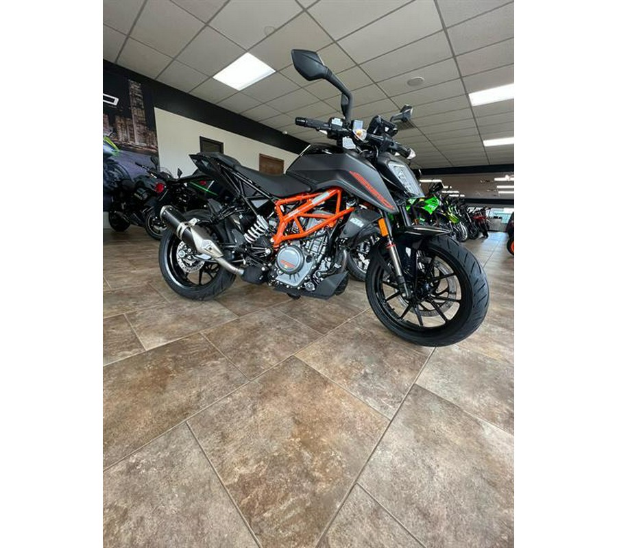 2023 KTM 390 Duke