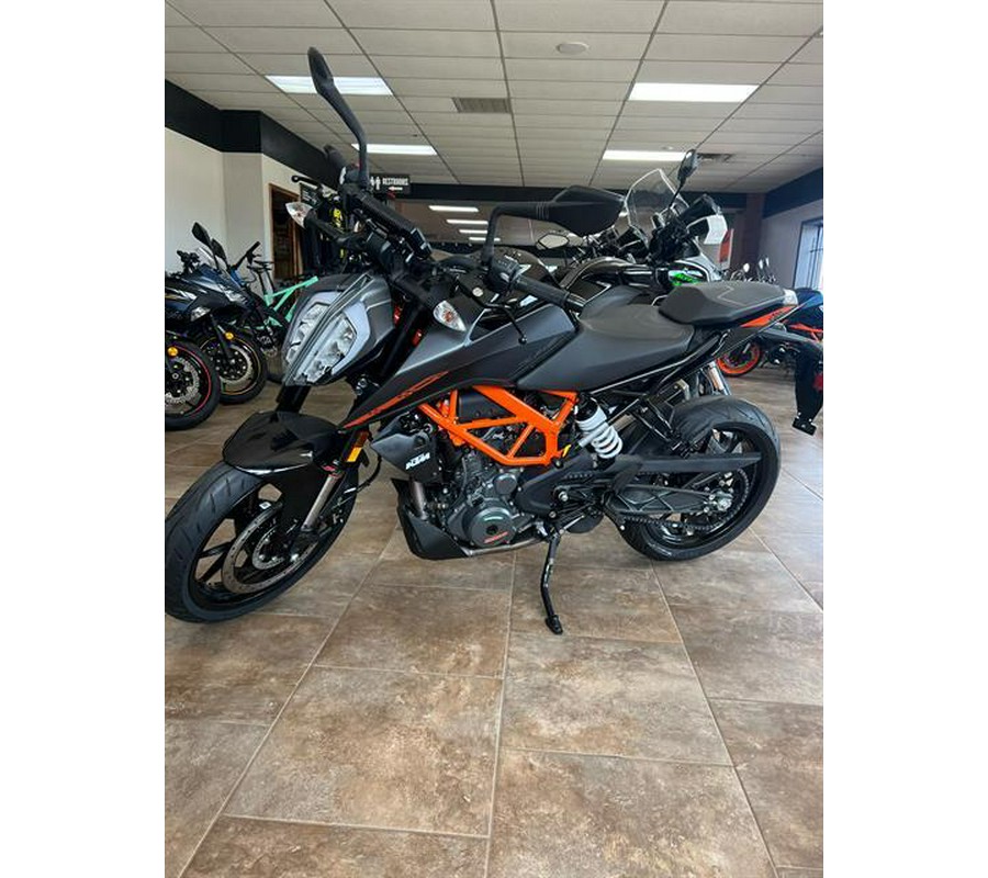 2023 KTM 390 Duke