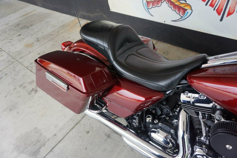 2009 Harley-Davidson Street Glide® Red Hot Sunglo