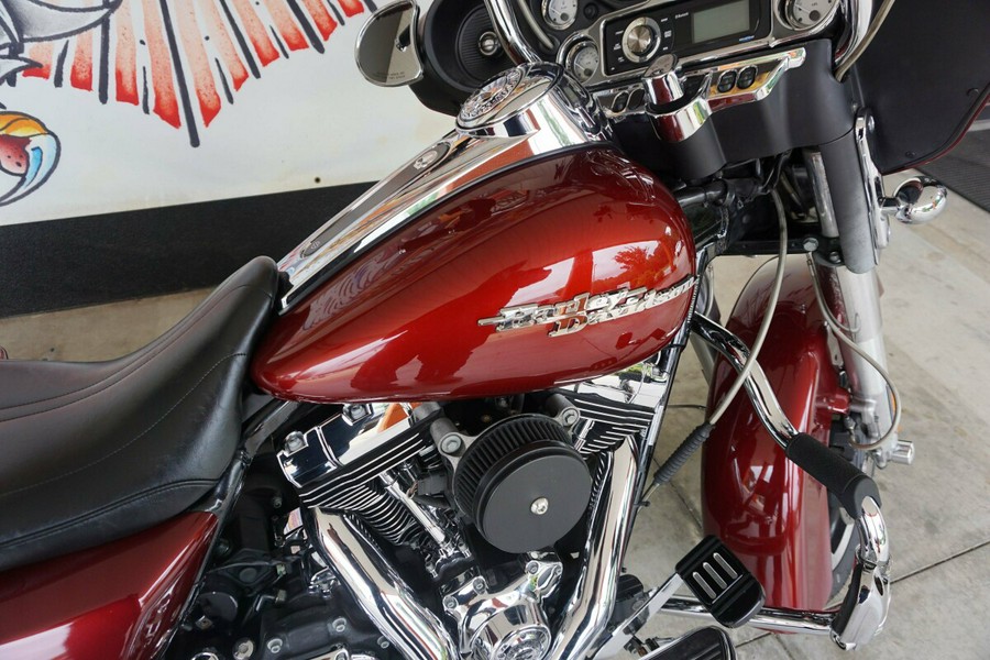 2009 Harley-Davidson Street Glide® Red Hot Sunglo