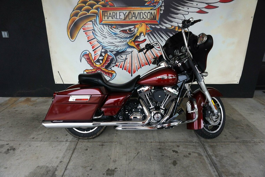 2009 Harley-Davidson Street Glide® Red Hot Sunglo