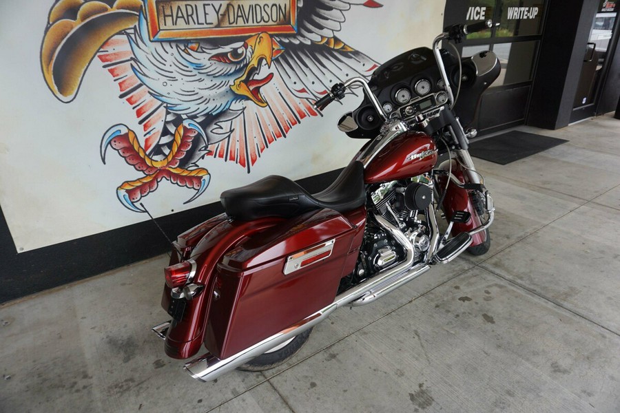 2009 Harley-Davidson Street Glide® Red Hot Sunglo