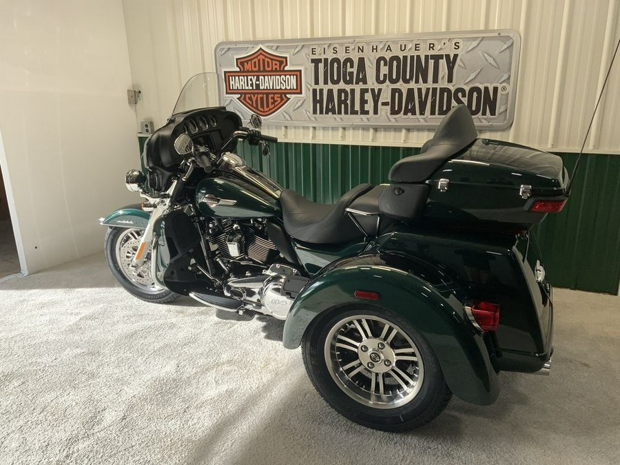 2024 Harley-Davidson® FLHTCUTG - Tri Glide® Ultra