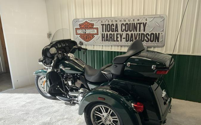 2024 Harley-Davidson® FLHTCUTG - Tri Glide® Ultra