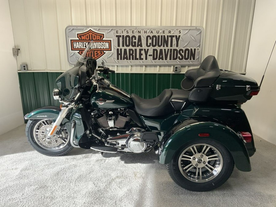 2024 Harley-Davidson® FLHTCUTG - Tri Glide® Ultra