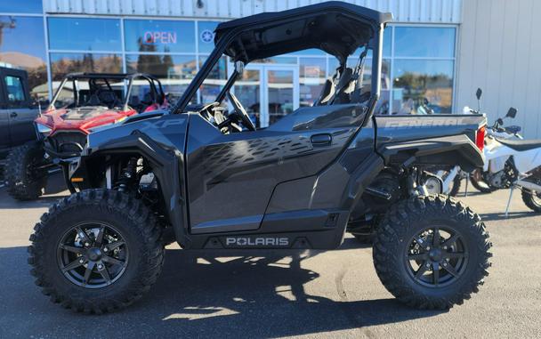 2025 Polaris Industries GENERAL® XP 1000 Ultimate